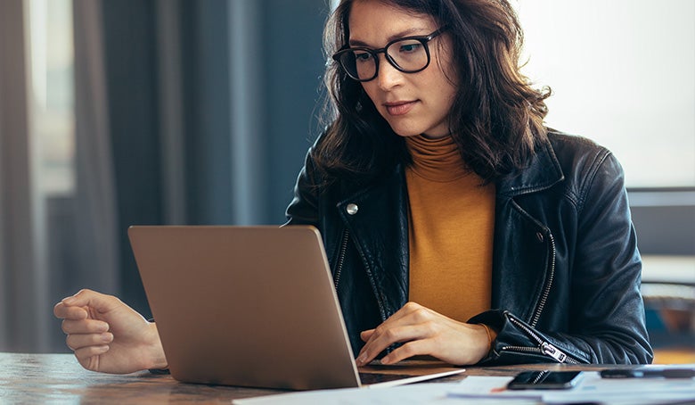 diversity equity inclusion resources woman glasses laptop story image